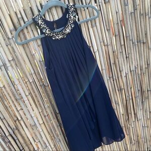 Vince Camuto purple rhinestone embellished neckline chiffon trapeze dress sz 2